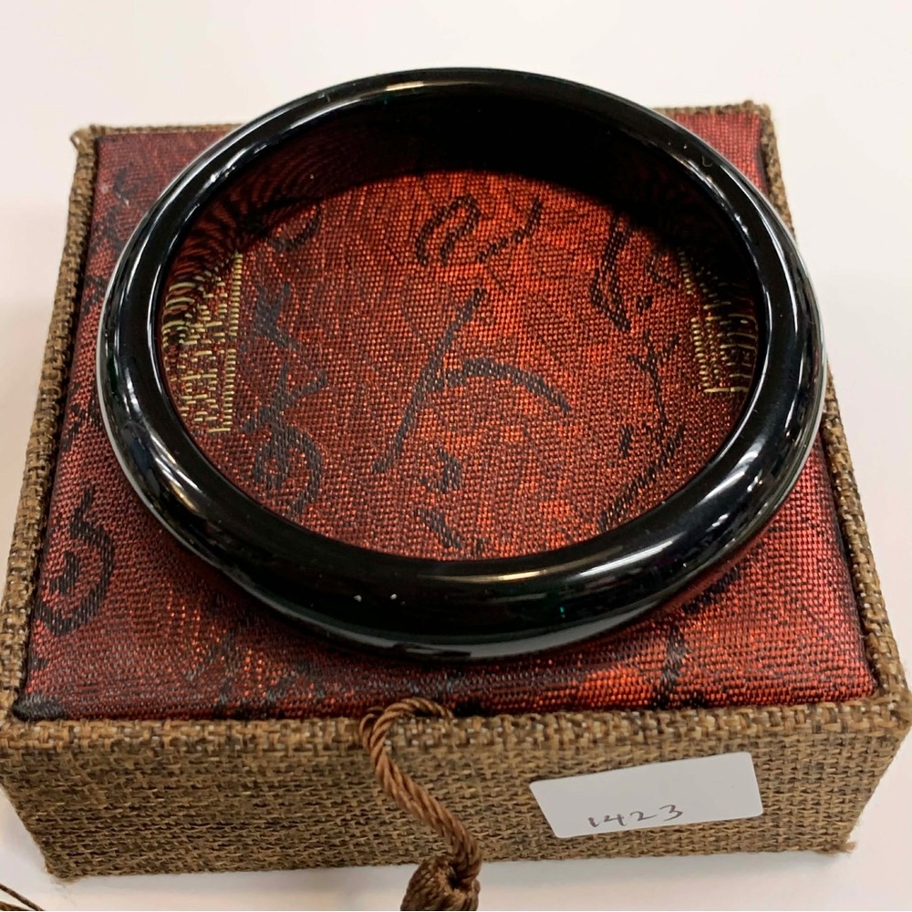 Black Jade Classic Black Bracelet